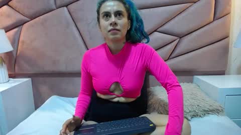 Kitty online show from November 2, 7:17 pm