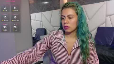 Kitty online show from November 9, 9:00 pm