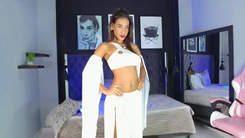 Kitty online show from October 31, 11:58 am