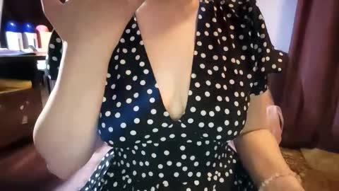 Kitti online show from March 10, 6:12 pm