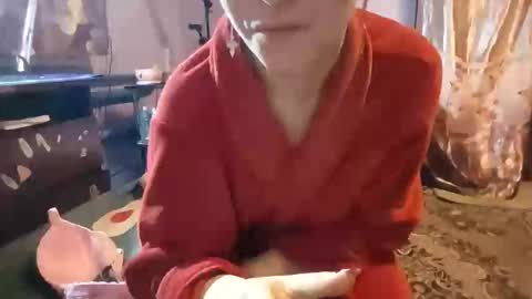 Kitti online show from February 21, 6:08 pm