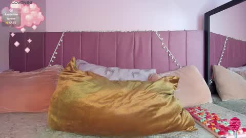 kitty_kryss online show from November 19, 4:51 pm