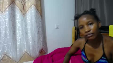 Fay online show from April 18, 7:58 pm