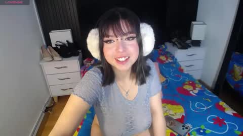 kittyhouse_hs online show from December 4, 2:53 am