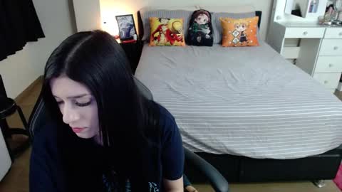 Isabel online show from March 3, 11:45 pm