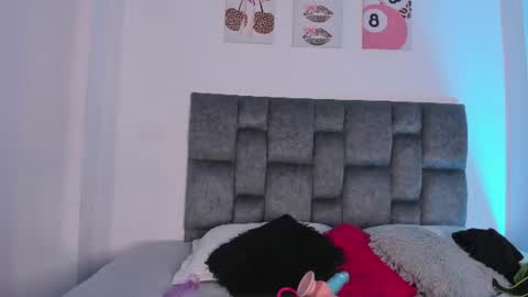 kitty online show from June 10, 6:39 pm