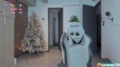 Christina online show from December 24, 9:55 pm