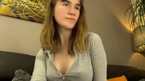 Kleya online show from November 15, 7:04 pm