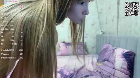 Louise and Mark online show from September 22, 7:56 pm