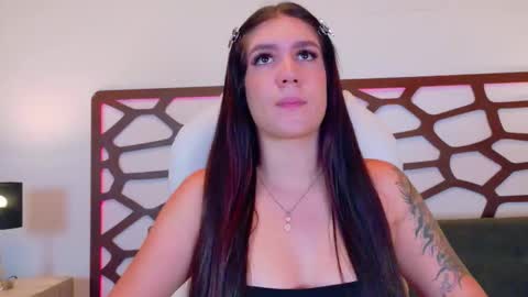 kloe_bella online show from January 19, 12:56 pm