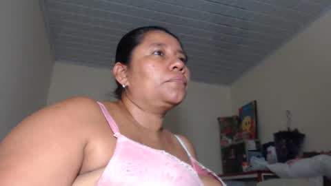 Kloe online show from November 8, 4:01 pm