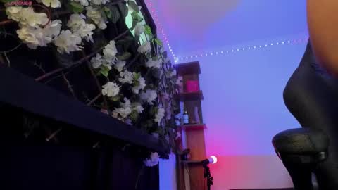 Kora Red online show from October 5, 2:00 pm