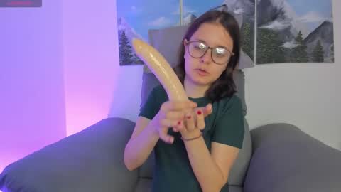 Koraline  online show from December 1, 1:58 pm