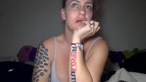 koyoteej online show from March 3, 2:44 am