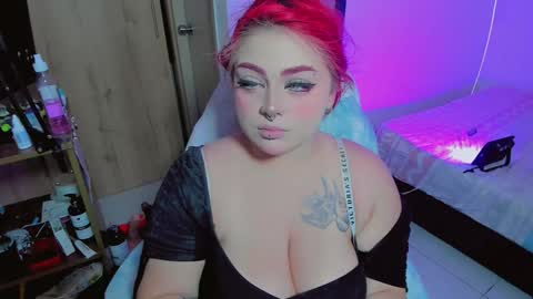 Khloe online show from January 11, 3:44 am