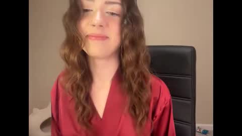 kr3amykay online show from March 11, 4:49 am