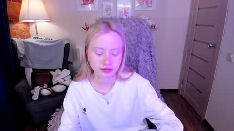 kris_grant online show from January 20, 10:18 am