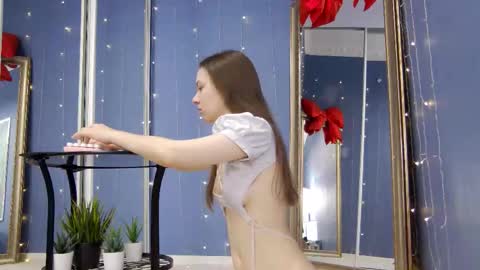 kriskras__ online show from February 26, 5:50 am