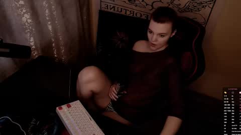 krisneal online show from February 16, 9:09 am