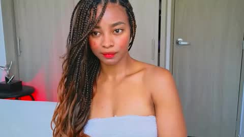 KRISS REY HAIRY PUSSY online show from November 10, 11:49 am