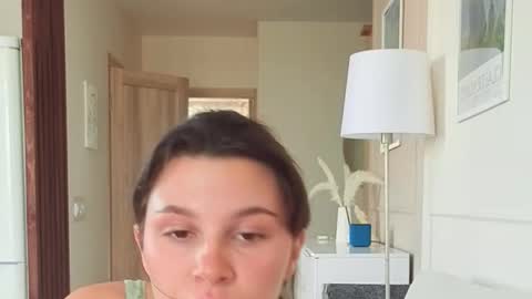 Kristi online show from September 20, 5:28 am