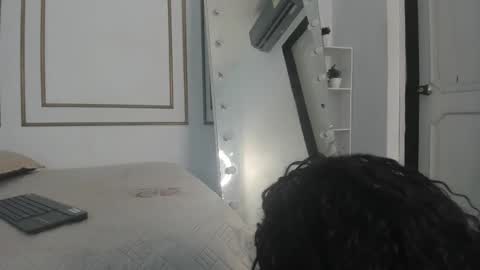 Cristina online show from February 2, 6:51 pm