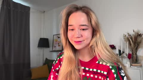 Kristy Nip slip shady  Best model on CB  online show from January 1, 8:35 am