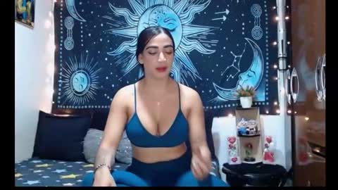 kylie online show from April 13, 9:26 pm