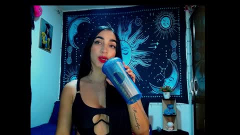 kylie online show from February 9, 12:29 am