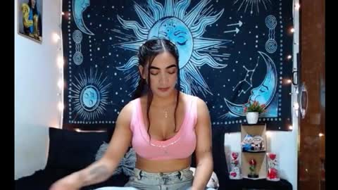 kylie online show from March 26, 7:59 pm