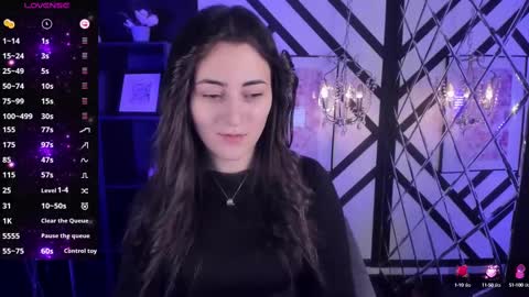 Kylie online show from March 5, 5:40 am