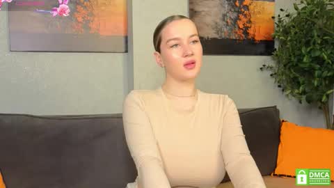 Anna online show from October 6, 11:38 am