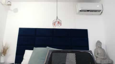 Melissa online show from October 6, 10:43 am