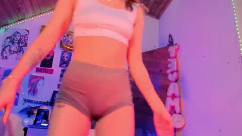   online show from March 26, 3:41 am