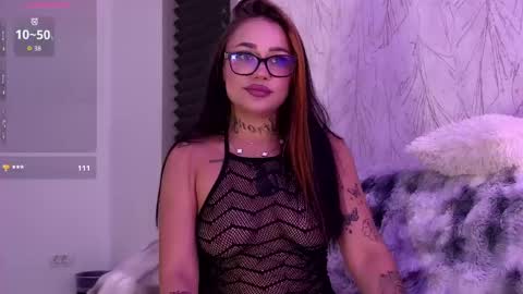 kyradesire online show from June 1, 3:03 pm