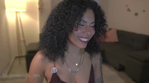 schedule 300 pm - 1100pm colombia time online show from November 12, 10:41 pm