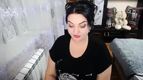 lady_boom_ online show from February 7, 7:49 pm