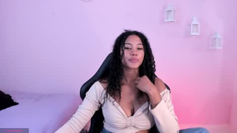 Karla - Instagram   lady karla1 online show from March 8, 8:35 pm