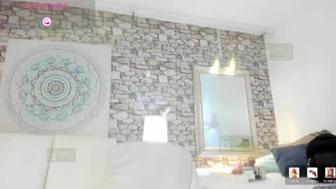    online show from April 18, 7:58 pm