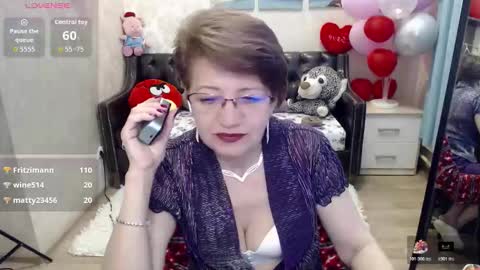 Diana online show from March 8, 8:40 am