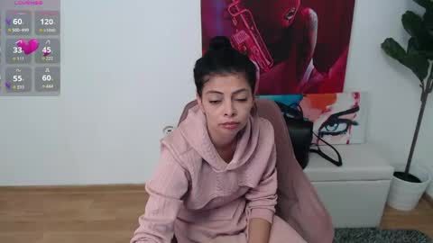 Lia online show from May 6, 3:43 am