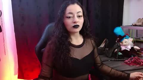 ladylunatikka online show from February 23, 1:39 am