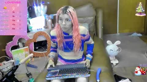 Skinnygirl online show from September 17, 12:52 am