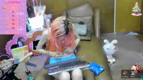 Skinnygirl online show from September 23, 12:53 am