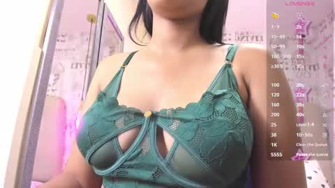   online show from February 11, 12:25 pm