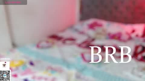 IG222dmm  online show from January 30, 1:09 pm