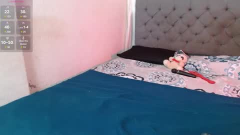 IG222dmm  online show from January 8, 2:35 pm