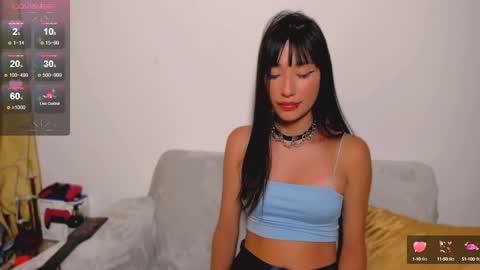 Lisa  online show from February 4, 7:00 pm