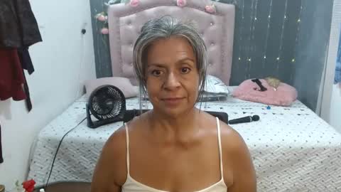 lalisha online show from October 21, 12:25 am