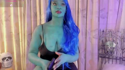    online show from October 18, 7:37 pm